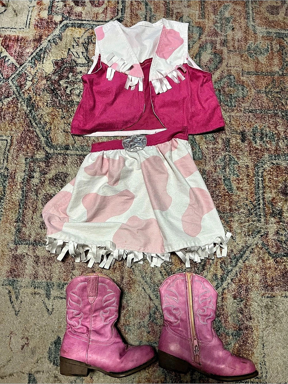 Pink Cowgirl Costume with Silver Canyon Boot and Clothing Company T102 Girls US